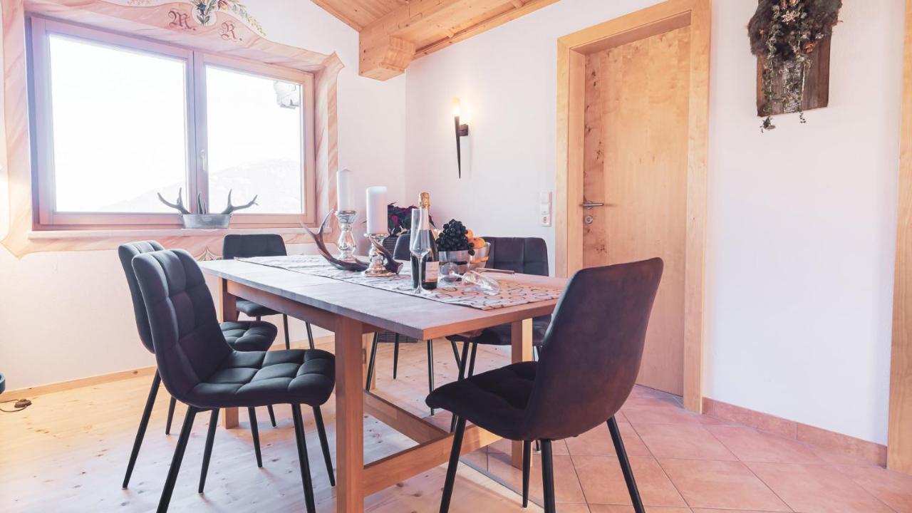 Stubaier Bauern Apartamento Telfes im Stubai